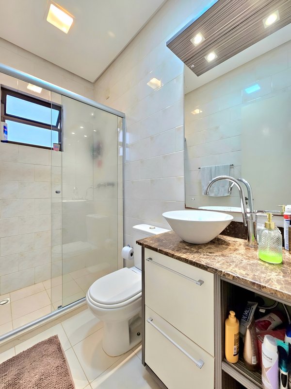 R$ 530.000 - LINDO APARTAMENTO - 92M2 - 2 DORM - SUÍTE - 1 VAGA Rua Tupinambás Canoas - 