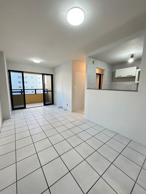Apartamento à venda com 2 quartos sendo uma suíte, 52m² área útil por R$ 400.000,00 Rua Francisco da Cunha Recife - 