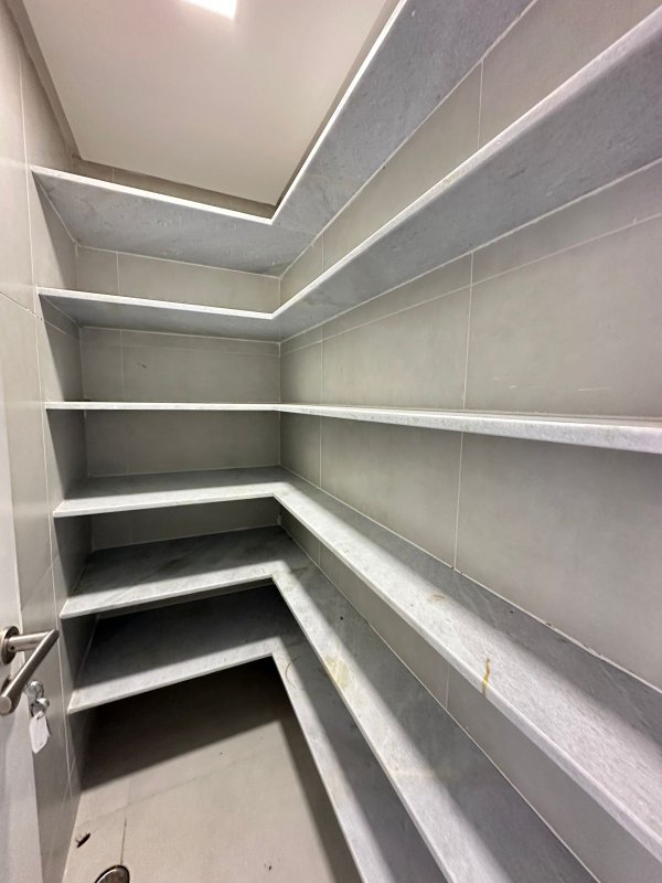 Apartamento à venda com 4 quartos sendo 3 suítes, 172m² área útil por R$ 2.300.000,00 Rua Tenente João Cícero Recife - 