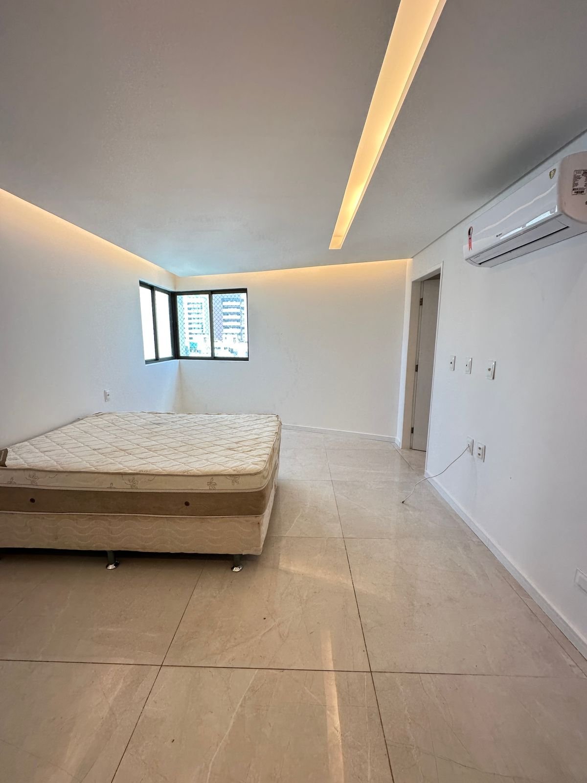 Apartamento à venda com 4 quartos, 172m² - Foto 21