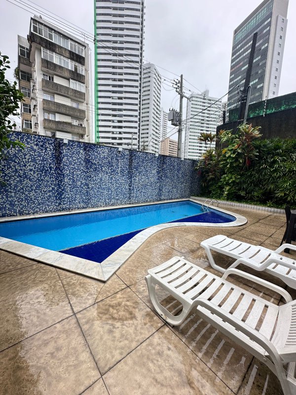 Apartamento à venda com 2 quartos sendo uma suíte, 80m² área útil por R$ 560.000,00 Rua Conselheiro Nabuco Recife - 