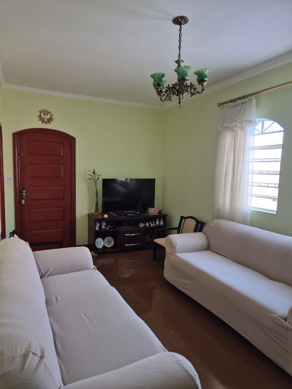 Linda casa térrea no Jardim Flamboyant rua paraibuna Campinas - 
