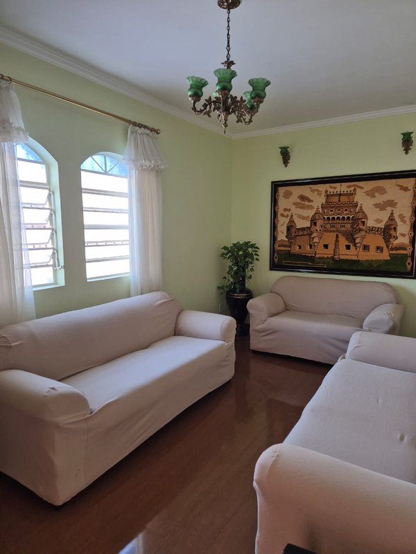 Linda casa térrea no Jardim Flamboyant rua paraibuna Campinas - 