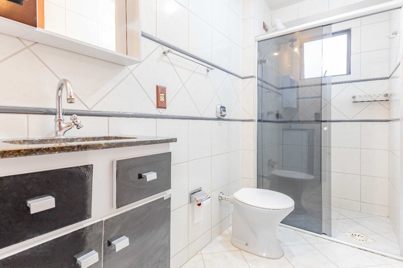APARTAMENTO COM 1 SUÍTE MAIS 1 DORMITÓRIOS EM ITAPEMA  Itapema - 