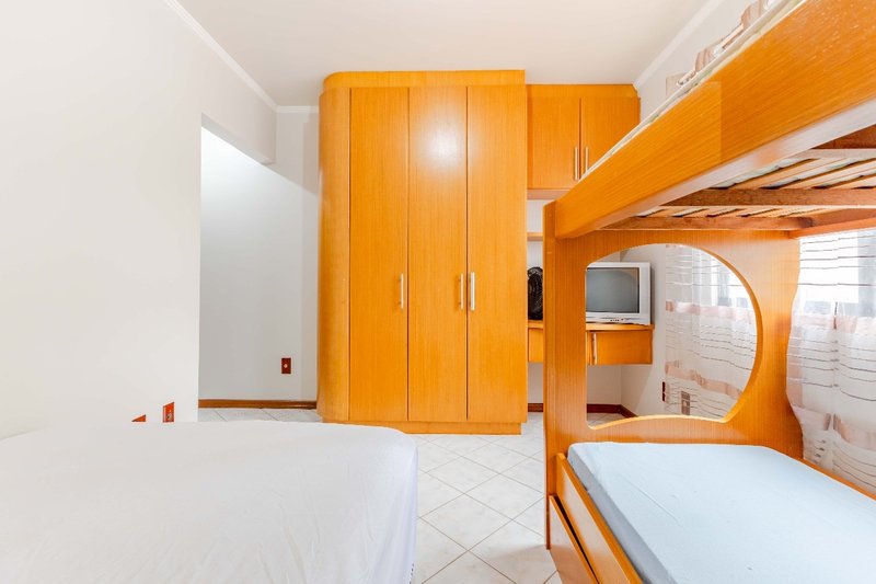 APARTAMENTO COM 1 SUÍTE MAIS 1 DORMITÓRIOS EM ITAPEMA  Itapema - 