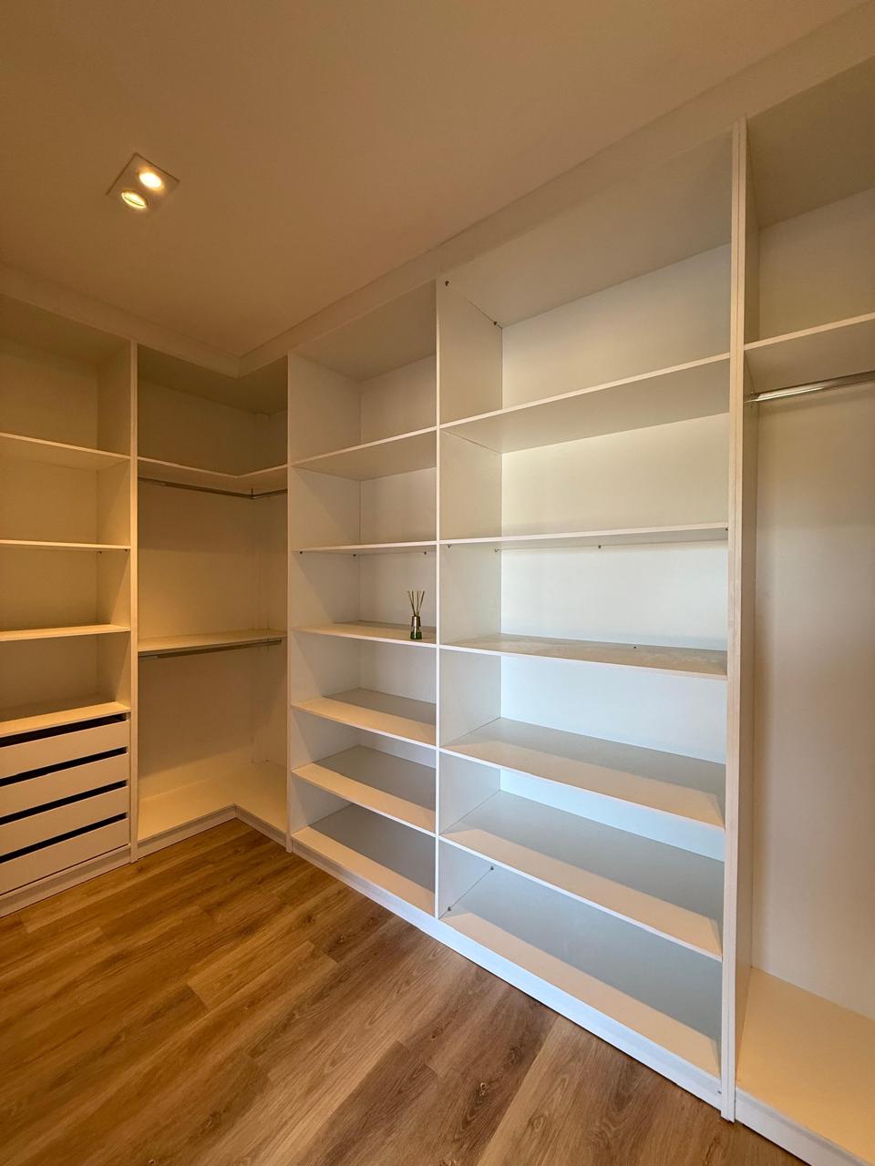 Casa com 4 dormit&oacute;rios &agrave; venda,250 m&sup2; - Condom&iacute;nio Alphaville Castello - It&uacute; - SP Rodovia Waldomiro Corrêa de Camargo Itu - 