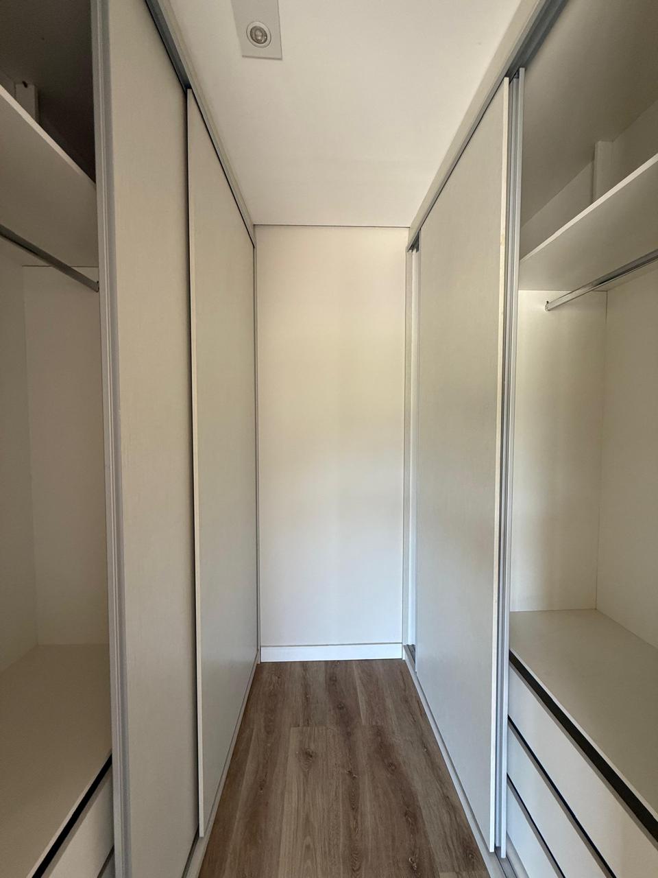 Casa com 4 dormit&oacute;rios &agrave; venda,250 m&sup2; - Condom&iacute;nio Alphaville Castello - It&uacute; - SP Rodovia Waldomiro Corrêa de Camargo Itu - 