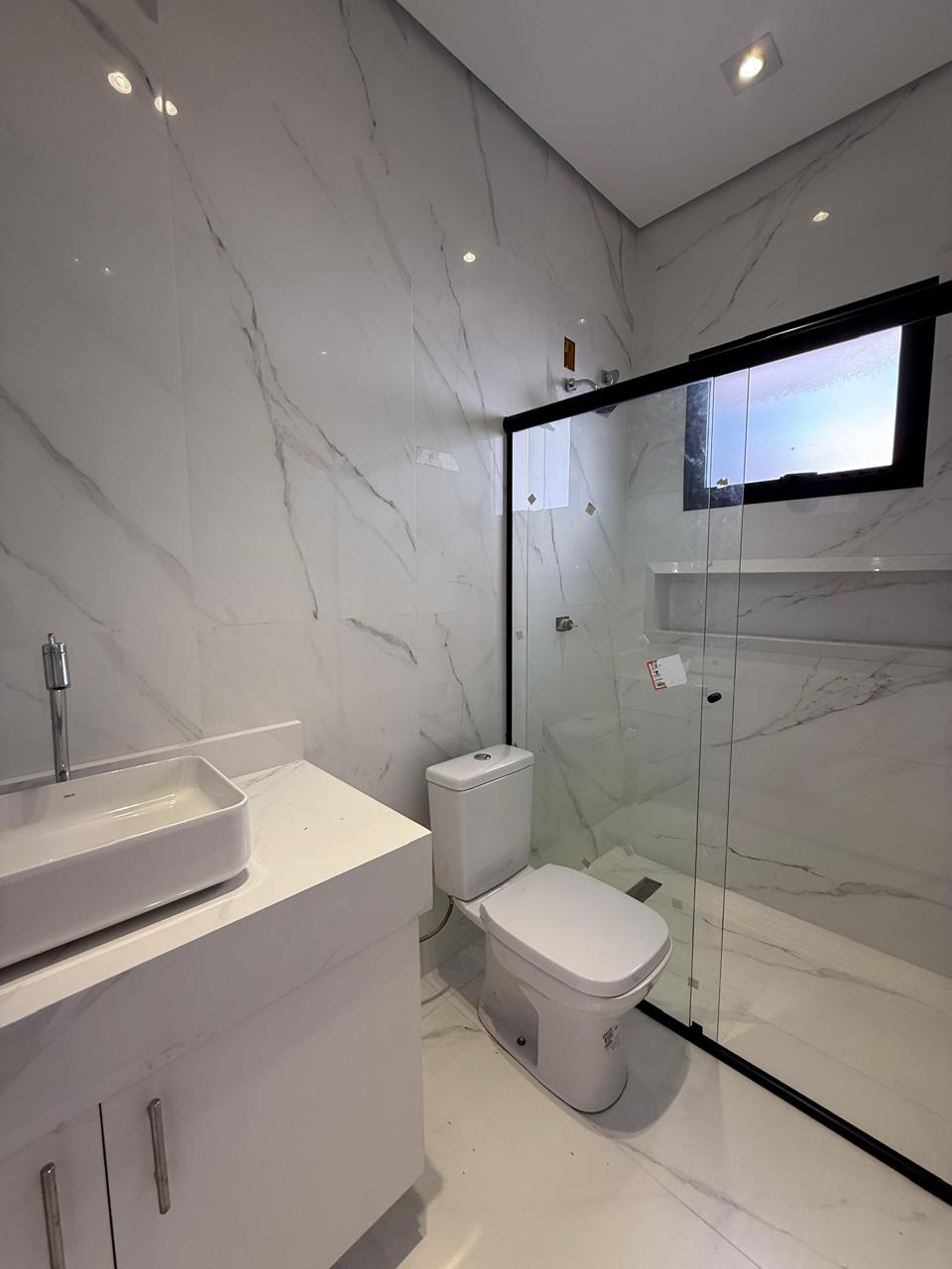 Casa com 4 dormit&oacute;rios &agrave; venda,250 m&sup2; - Condom&iacute;nio Alphaville Castello - It&uacute; - SP Rodovia Waldomiro Corrêa de Camargo Itu - 