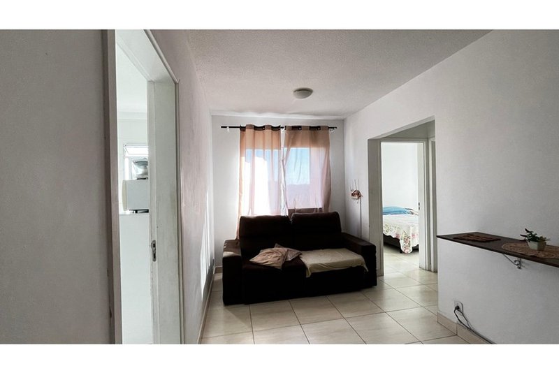 Apartamento à Venda, 48 metros, 02 Dorm - R$ 157.000 - Lopes de Oliveira, Sorocaba - SP Rua Manoel Gutierres Sorocaba - 