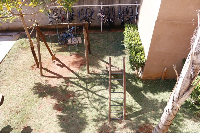 Apartamento à Venda, 48 metros, 02 Dorm - R$ 157.000 - Lopes de Oliveira, Sorocaba - SP Rua Manoel Gutierres Sorocaba - 