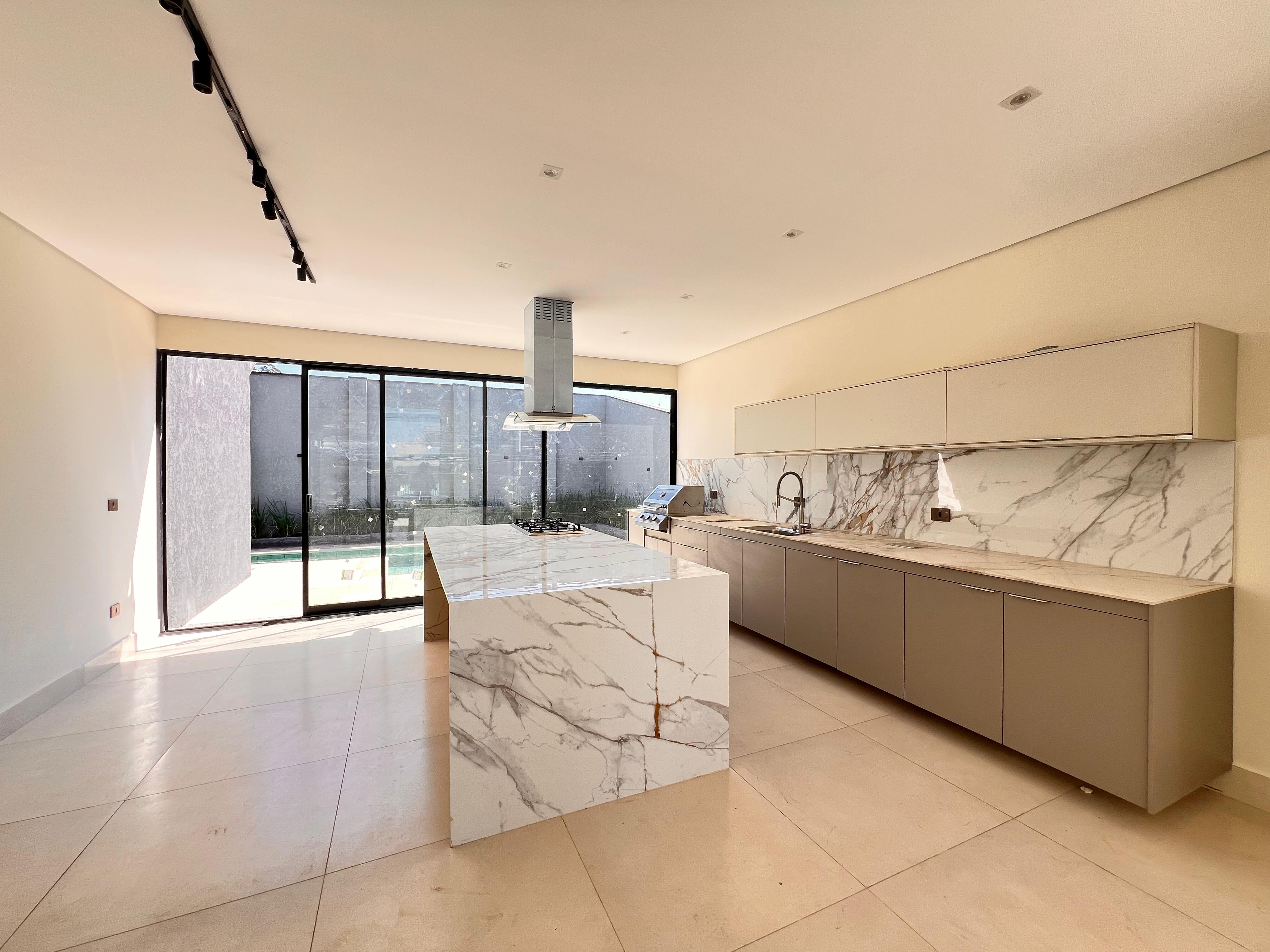 Casa com 3 dormit&oacute;rios &agrave; venda,229 m&sup2; - Condom&iacute;nio Alphaville Castello - It&uacute; - SP Rodovia Waldomiro Corrêa de Camargo Itu - 