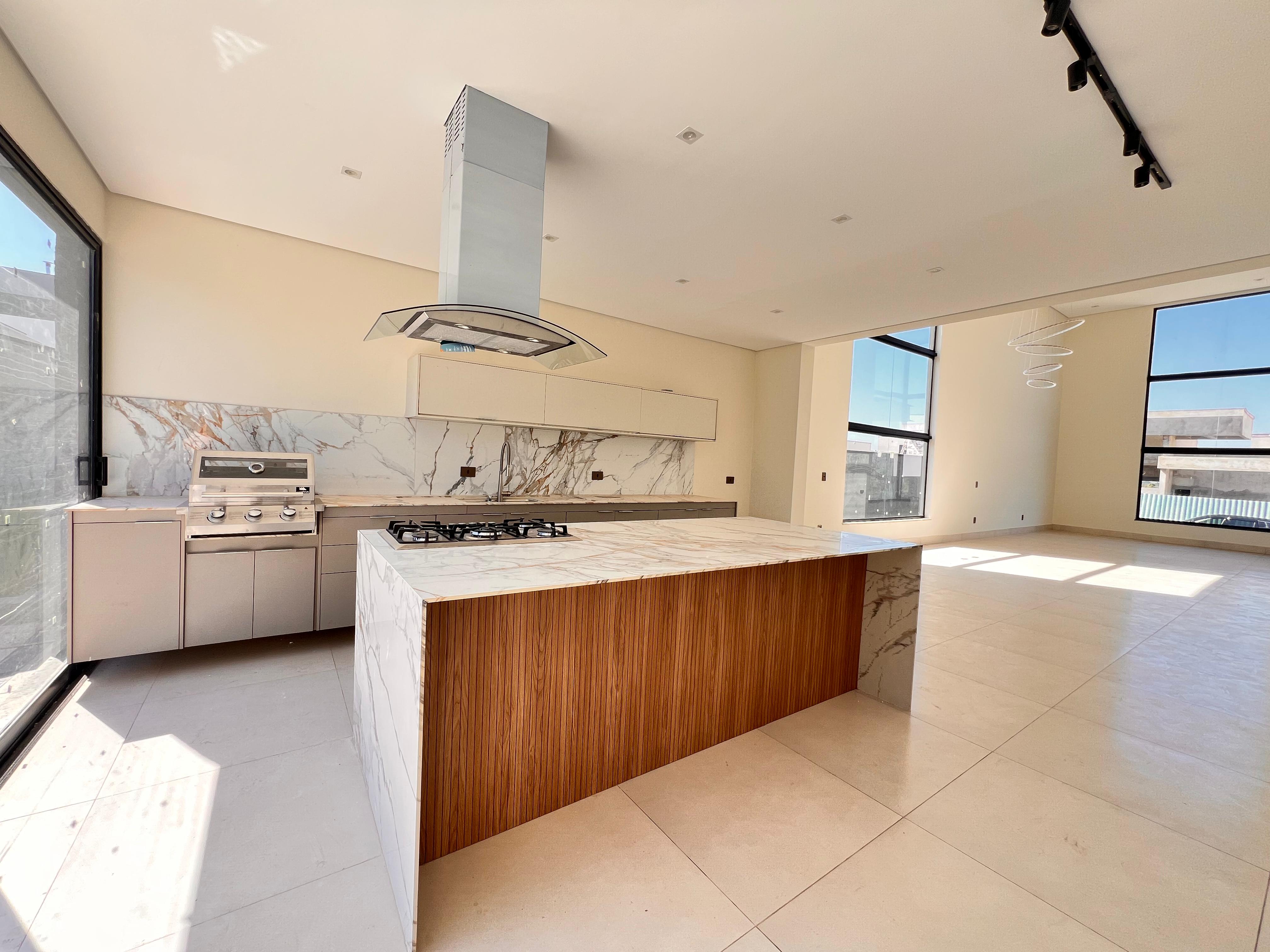 Casa com 3 dormit&oacute;rios &agrave; venda,229 m&sup2; - Condom&iacute;nio Alphaville Castello - It&uacute; - SP Rodovia Waldomiro Corrêa de Camargo Itu - 