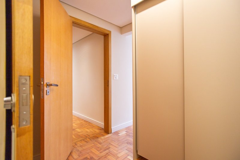 Apartamento Reformado 127m² na Vila Buarque 3 dorm 1 suíte 1 vaga Avenida Higienópolis São Paulo - 