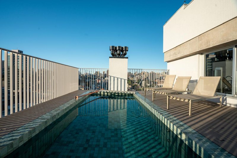 Loft com terraço no bairro Auxiliadora  Porto Alegre - 