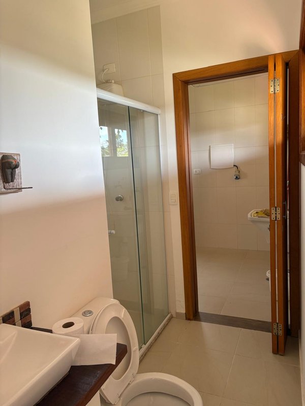 Casa térrea à venda, Condomínio Santa Adélia com 280m² 3 Dormitórios e vagas Rua Juriti Vargem Grande Paulista - 