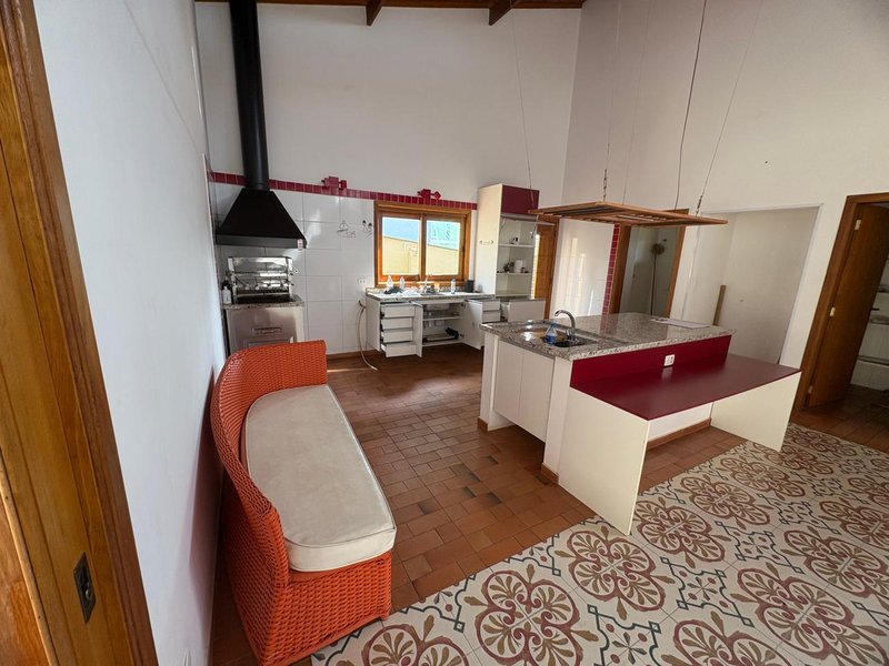 Casa térrea à venda, Condomínio Santa Adélia com 280m² 3 Dormitórios e vagas Rua Juriti Vargem Grande Paulista - 