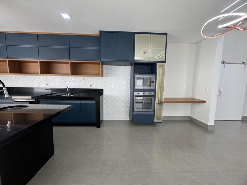 Casa Térrea à Venda no Swiss Park – Campinas/SP Rodovia Anhangüera Campinas - 
