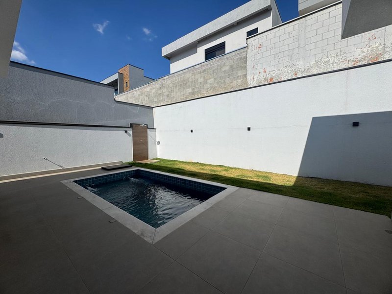 Casa Térrea à Venda no Swiss Park – Campinas/SP Rodovia Anhangüera Campinas - 