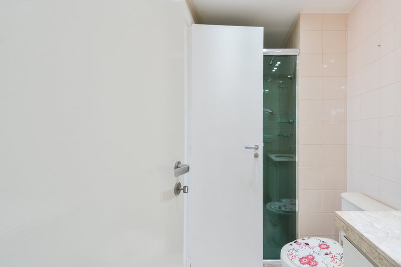 Apartamento 57m² no Tatuapé 2 suítes 1 vaga Rua Reboujo São Paulo - 
