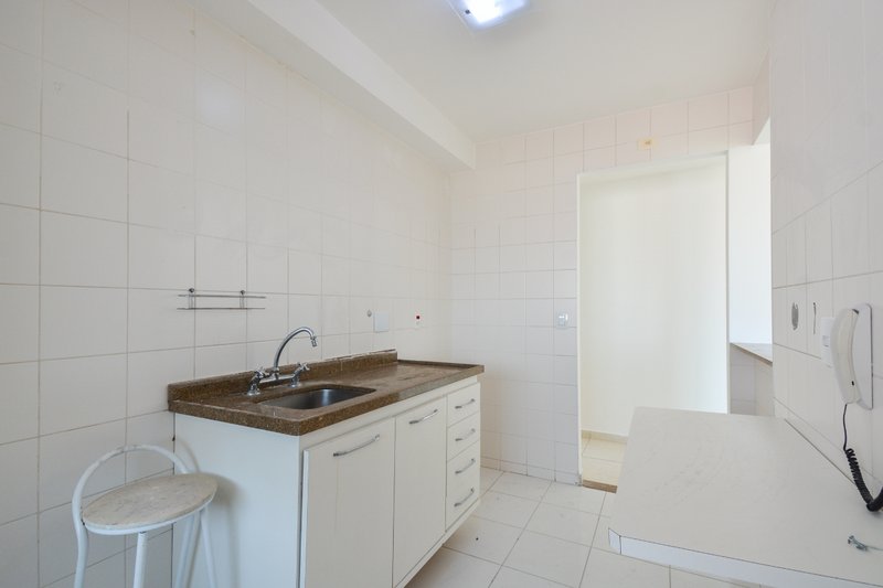 Apartamento 57m² no Tatuapé 2 suítes 1 vaga Rua Reboujo São Paulo - 