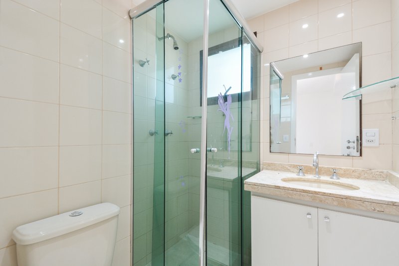 Apartamento 57m² no Tatuapé 2 suítes 1 vaga Rua Reboujo São Paulo - 