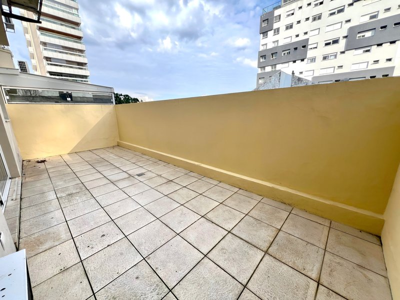 R$ 590.000 - EXCELENTE GARDEN NA ENCOL - 1 DORM - SUÍTE - 81M2 - 2 VAGAS Rua Jaraguá Porto Alegre - 