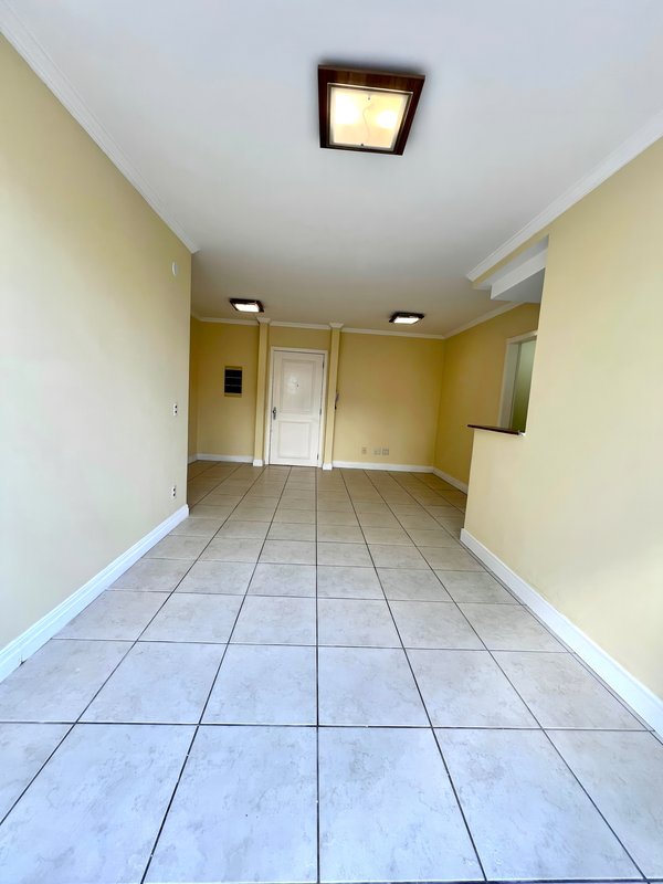 R$ 590.000 - EXCELENTE GARDEN NA ENCOL - 1 DORM - SUÍTE - 81M2 - 2 VAGAS Rua Jaraguá Porto Alegre - 