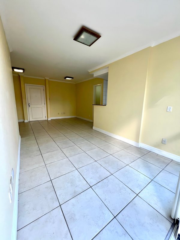 R$ 590.000 - EXCELENTE GARDEN NA ENCOL - 1 DORM - SUÍTE - 81M2 - 2 VAGAS Rua Jaraguá Porto Alegre - 