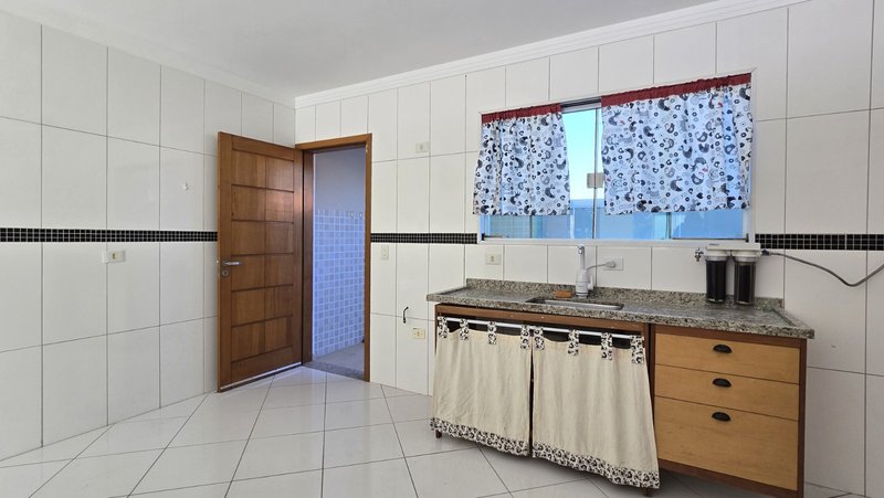 Sobrado com 77m² no Butantã 02 suítes 4 vagas Rua Afonso Vaz São Paulo - 