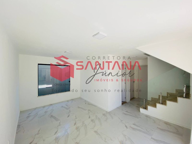 Casa em condomínio 4/4, sendo 1 suíte, para venda em Lauro de Freitas Rua Walter da Silva Maia Lauro de Freitas - 
