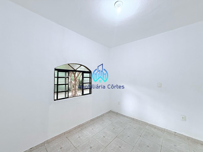 Oportunidade Única! Casa com Grande Terreno e Vista para o Verde Rua Augusto Júnior Guapimirim - 
