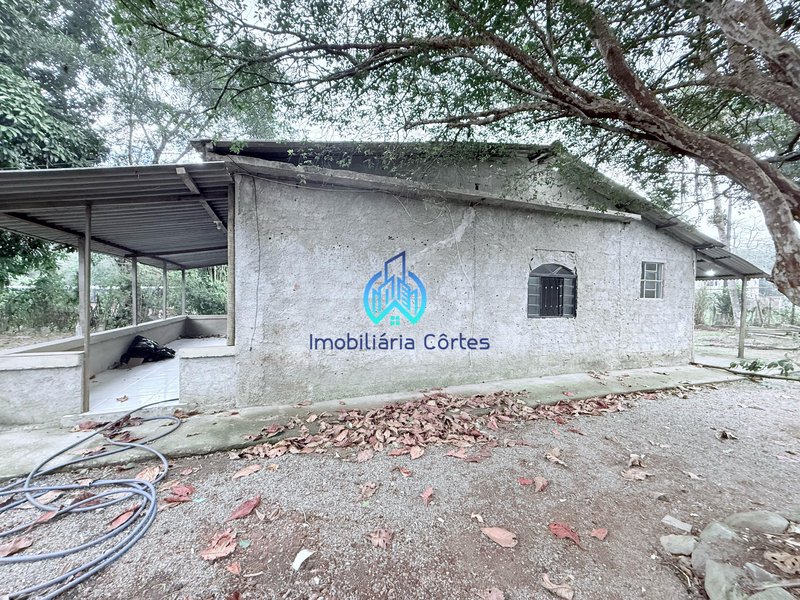Oportunidade Única! Casa com Grande Terreno e Vista para o Verde Rua Augusto Júnior Guapimirim - 
