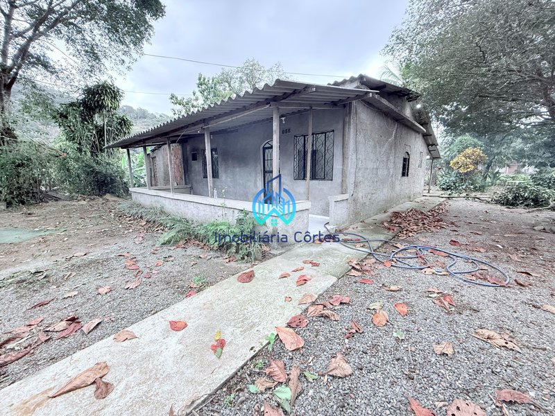 Oportunidade Única! Casa com Grande Terreno e Vista para o Verde Rua Augusto Júnior Guapimirim - 