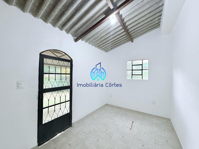 Oportunidade Única! Casa com Grande Terreno e Vista para o Verde Rua Augusto Júnior Guapimirim - 