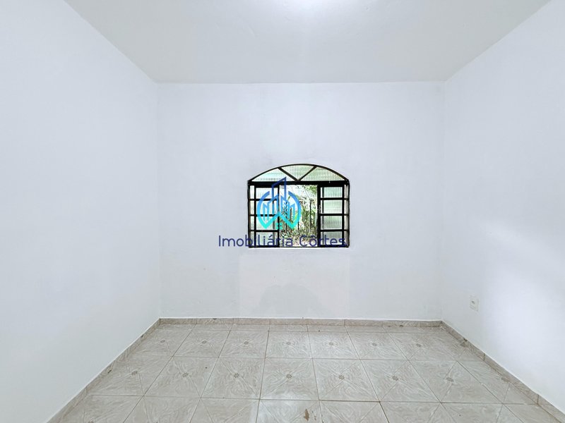 Oportunidade Única! Casa com Grande Terreno e Vista para o Verde Rua Augusto Júnior Guapimirim - 
