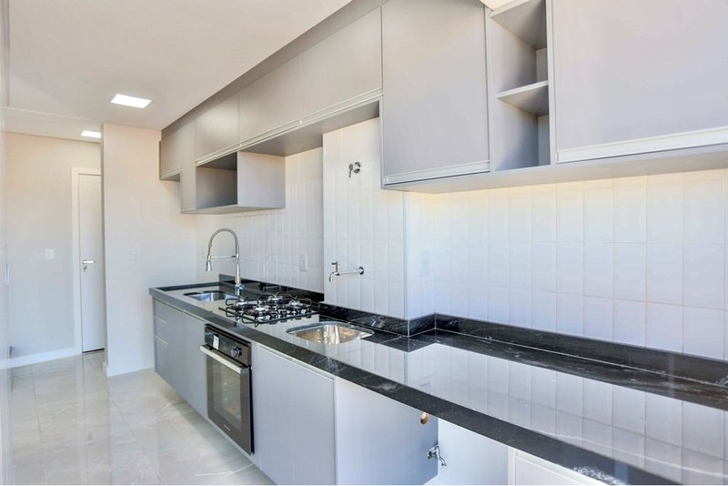 Apartamento Duplex à Venda, 102m - R$ 1.100.000 - 3 Dorm. 1 Suite - Votorantim - SP Avenida Santos Dumont Votorantim - 