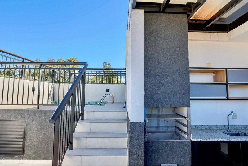 Apartamento Duplex à Venda, 102m - R$ 1.100.000 - 3 Dorm. 1 Suite - Votorantim - SP Avenida Santos Dumont Votorantim - 