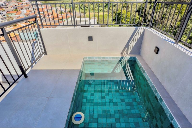 Apartamento Duplex à Venda, 102m - R$ 1.100.000 - 3 Dorm. 1 Suite - Votorantim - SP Avenida Santos Dumont Votorantim - 