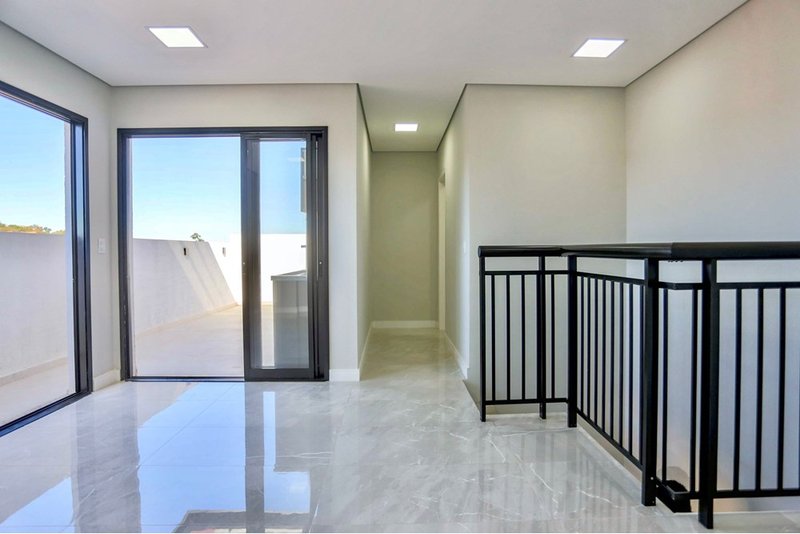 Apartamento Duplex à Venda, 102m - R$ 1.100.000 - 3 Dorm. 1 Suite - Votorantim - SP Avenida Santos Dumont Votorantim - 
