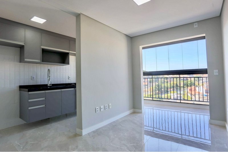 Apartamento Duplex à Venda, 102m - R$ 1.100.000 - 3 Dorm. 1 Suite - Votorantim - SP Avenida Santos Dumont Votorantim - 