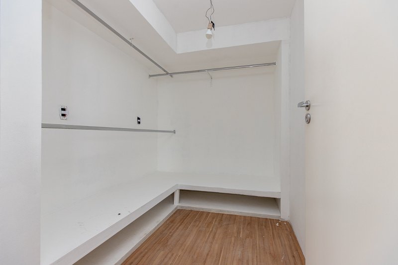 Cobertura 400m² em Indianópolis 4 dorm sendo 3 suítes 5 vagas Avenida Jandira São Paulo - 