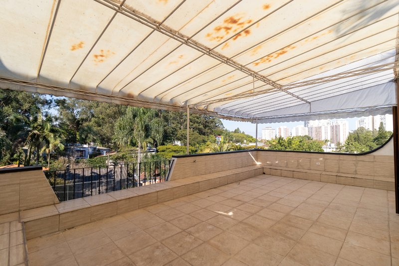 Casa no condomínio Condomínio Arcobaleno 390m² 5 dorms sendo 3 suítes 4 vagas Rua Amaro Alves Alvim São Paulo - 