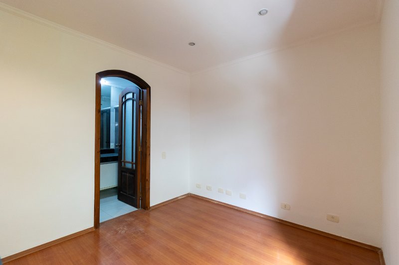 Casa no condomínio Condomínio Arcobaleno 390m² 5 dorms sendo 3 suítes 4 vagas Rua Amaro Alves Alvim São Paulo - 