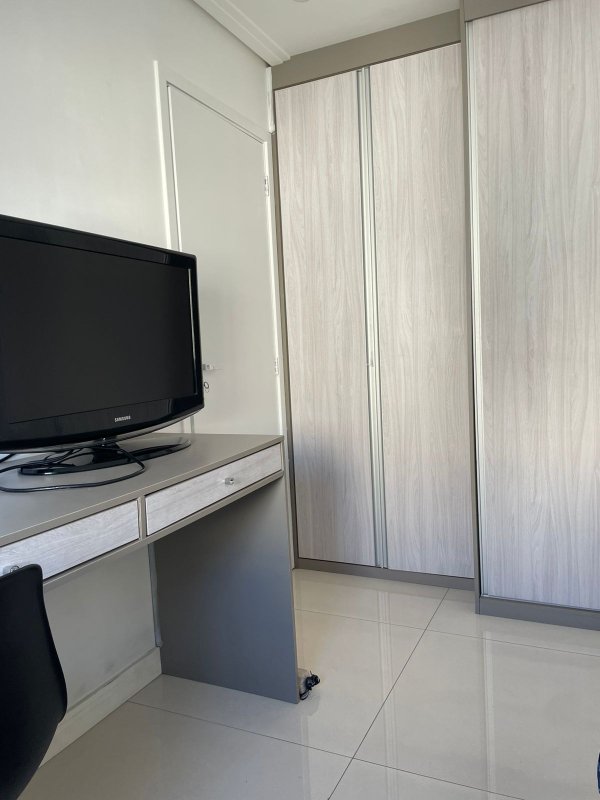 Apartamento 3 dorm à venda em condomínio clube Rua Werner Goldberg Barueri - 