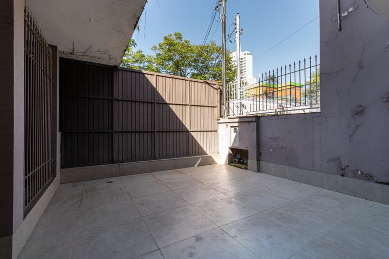 Casa em Moema com 190m² 3 dorms sendo 1 suíte 1 vaga Alameda Jauaperi São Paulo - 