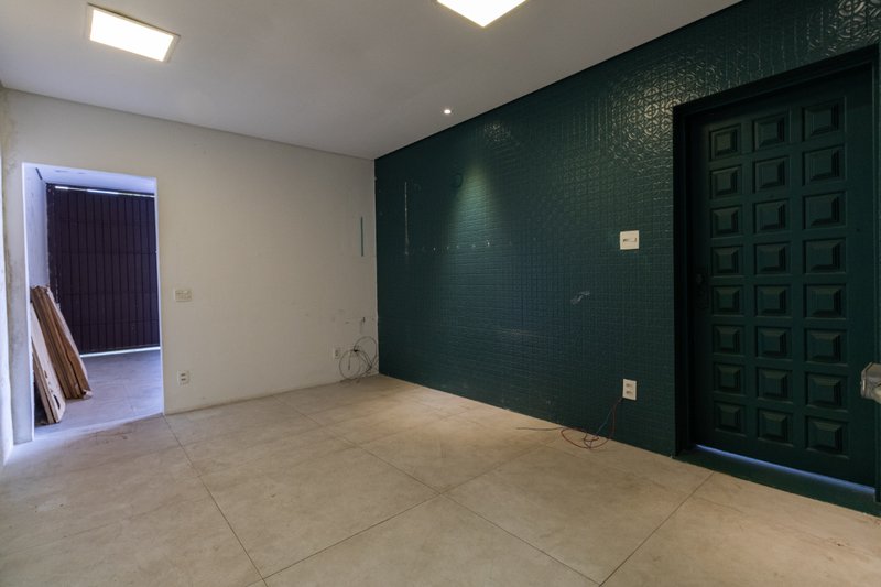 Casa em Moema com 190m² 3 dorms sendo 1 suíte 1 vaga Alameda Jauaperi São Paulo - 