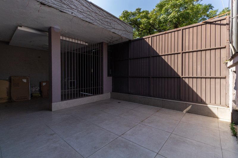 Casa em Moema com 190m² 3 dorms sendo 1 suíte 1 vaga Alameda Jauaperi São Paulo - 