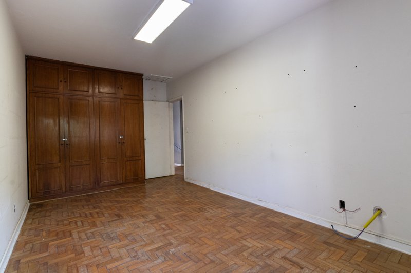Casa em Moema com 190m² 3 dorms sendo 1 suíte 1 vaga Alameda Jauaperi São Paulo - 