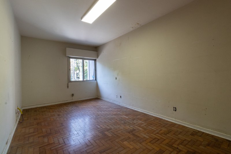 Casa em Moema com 190m² 3 dorms sendo 1 suíte 1 vaga Alameda Jauaperi São Paulo - 