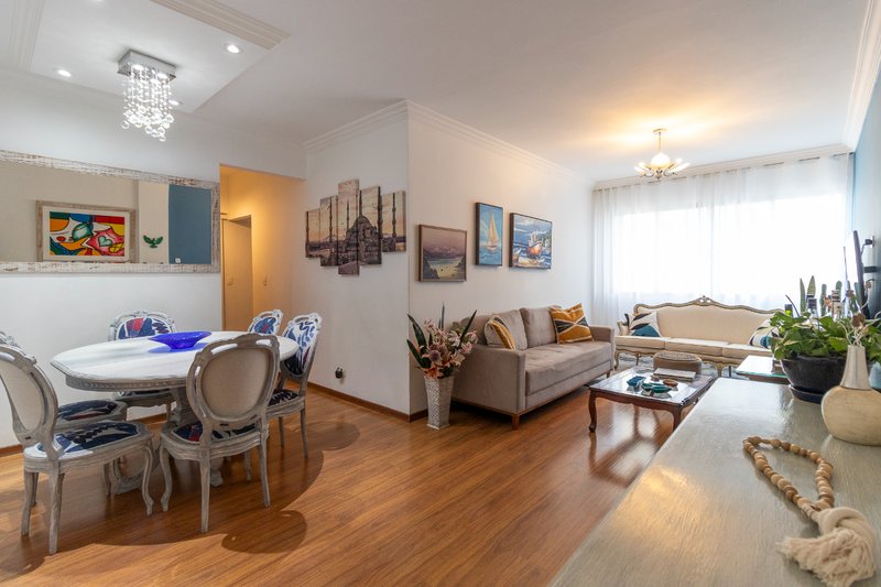 Apartamento 92m² na Vila Nova Conceição 3 dorm 1 vaga Rua Doutor Eduardo de Souza Aranha São Paulo - 